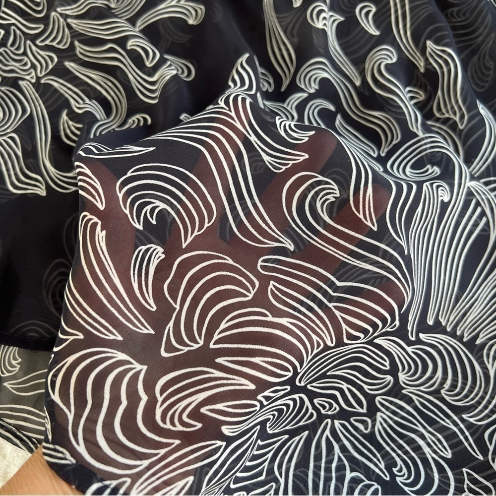 ! Ann Taylor  Summer Womens Blouse - Picture 9 of 9